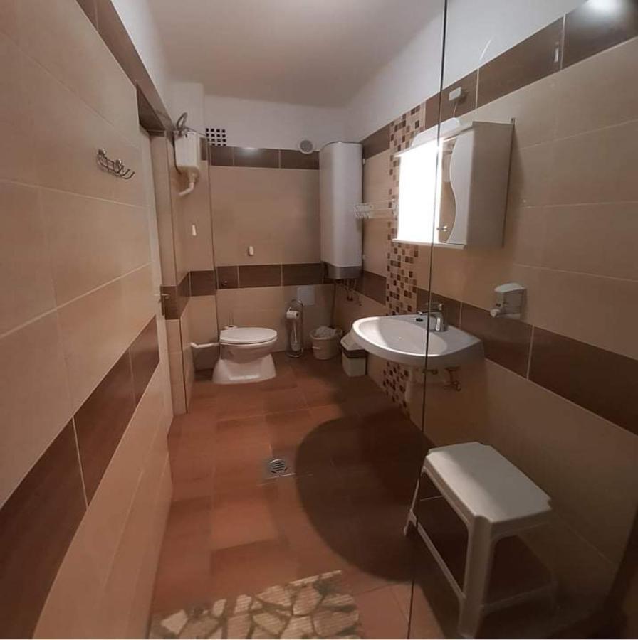 Pegazus Vendeghaz Hotel ไฮจ์ดุสโซบอสโล ภายนอก รูปภาพ